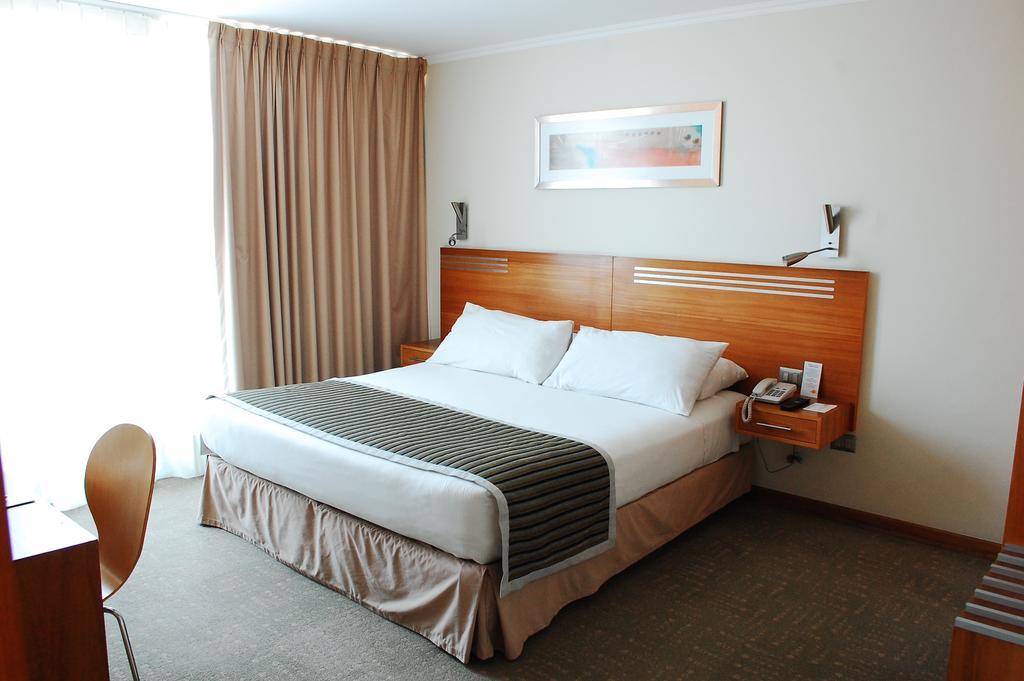 Hotel Alto Del Sol Costanera Antofagasta Zimmer foto